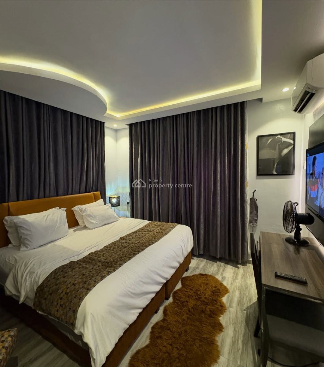 Scav D2 X Spacious 2bedroom Apartments, Airport Road,, Ikeja, Lagos, Flat / Apartment Short Let