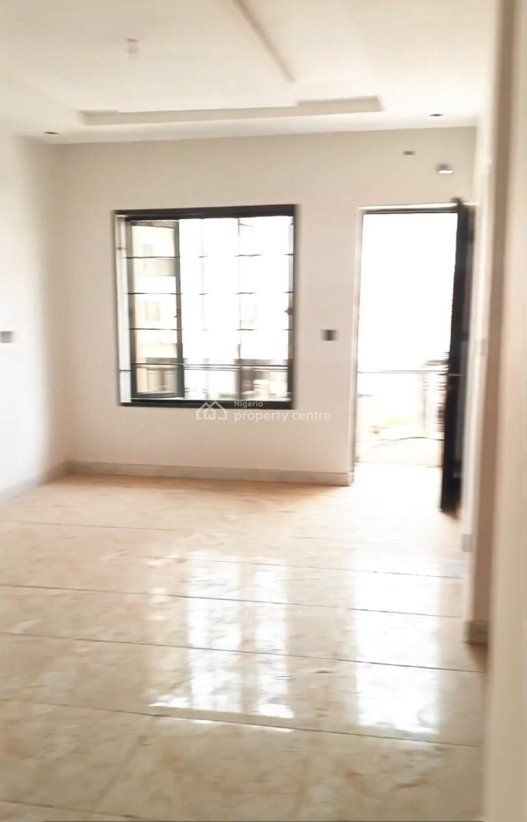 4 Bedrooms Terraced Duplex with a 1 Bq, Off Amaka Mall, Guzape District, Abuja, Terraced Duplex for Sale