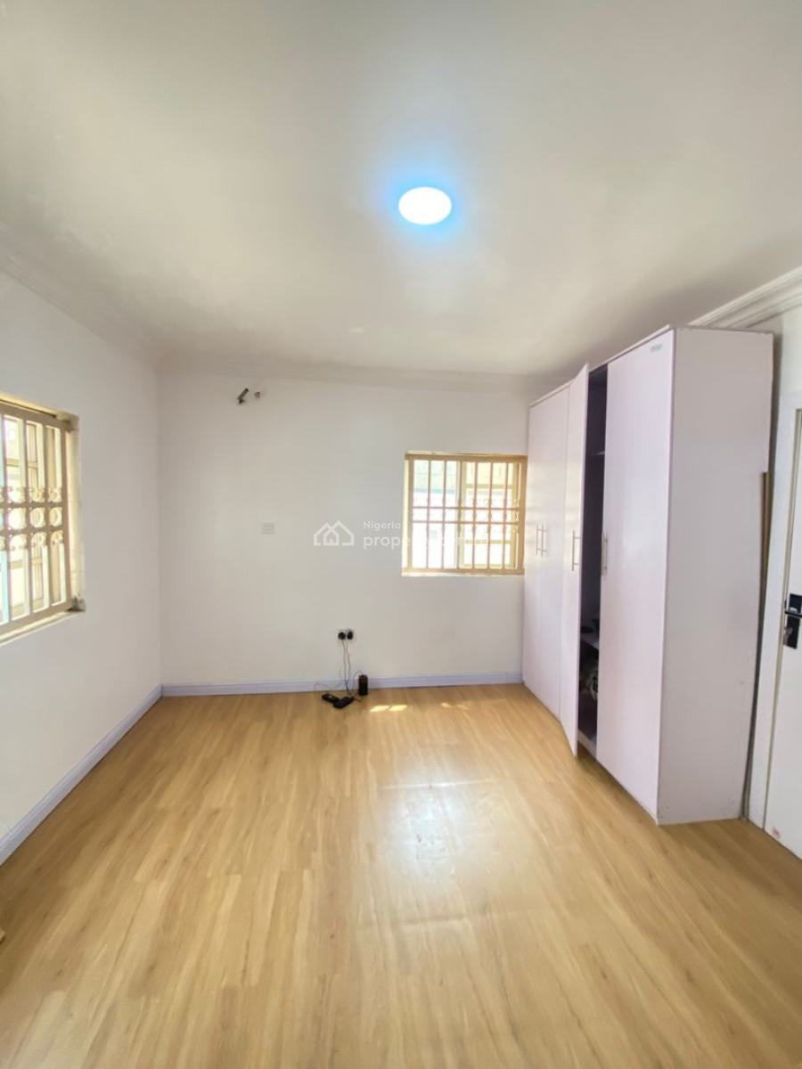 1 Bedroom Apartment, Lekki Phase 1, Lekki, Lagos, Flat / Apartment for Rent