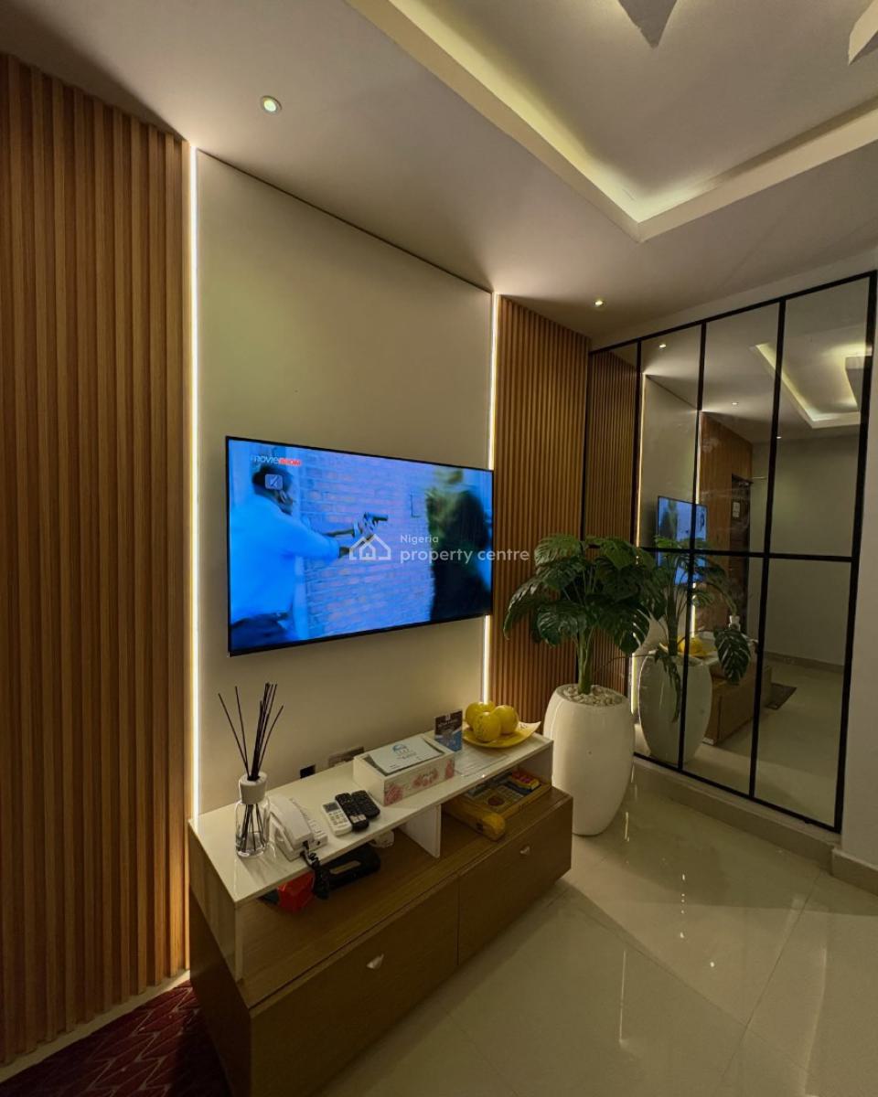 Scav U1 X Spacious 1bedroom Apartments, Airport Road, Ikeja, Lagos, Flat / Apartment Short Let
