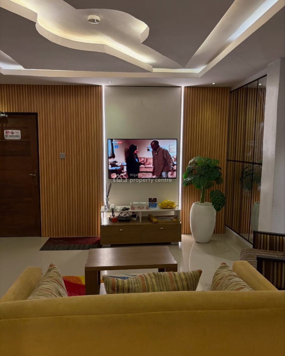 Scav U1 X Spacious 1bedroom Apartments, Airport Road, Ikeja, Lagos, Flat / Apartment Short Let
