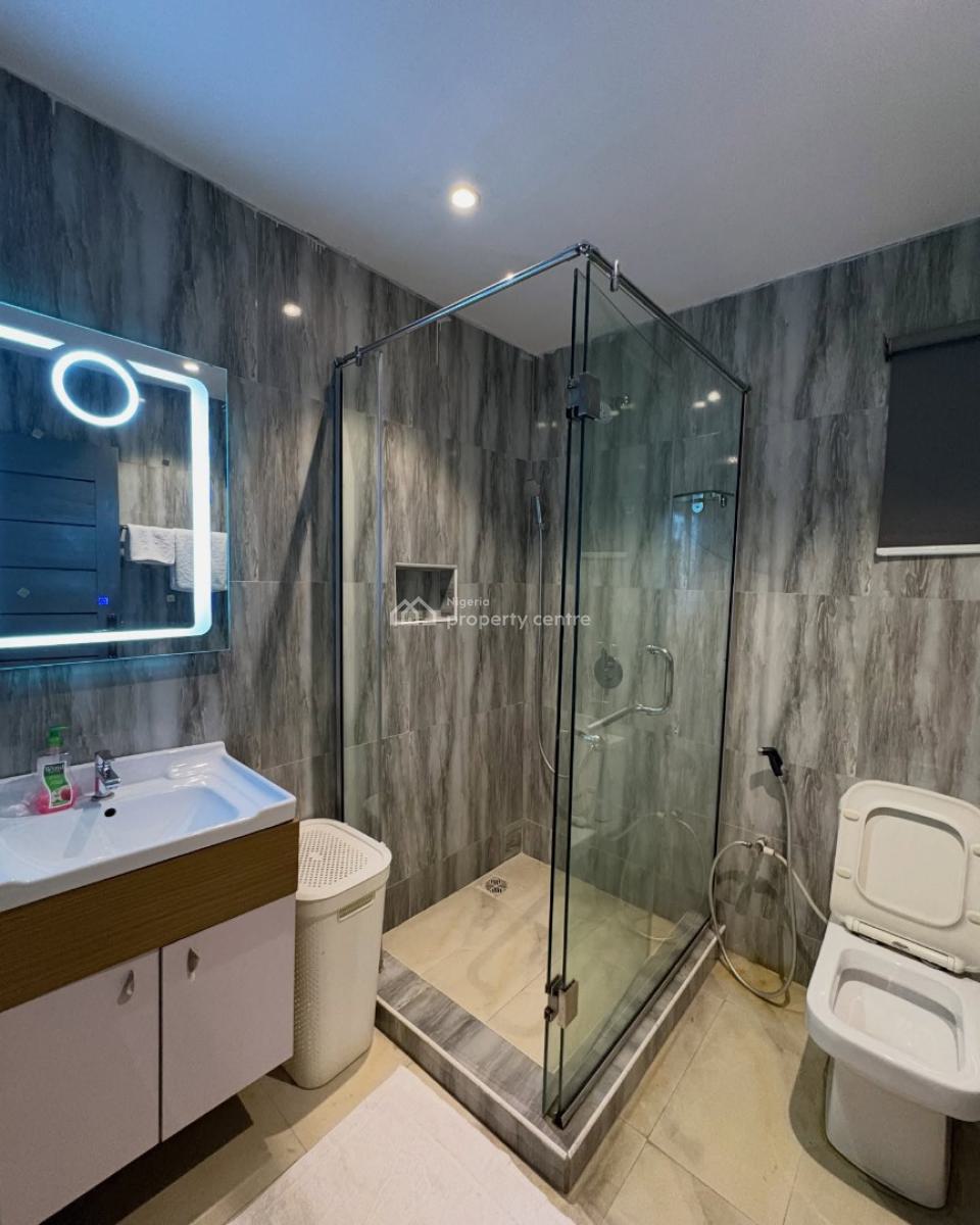 Scav U1 X Spacious 1bedroom Apartments, Airport Road, Ikeja, Lagos, Flat / Apartment Short Let