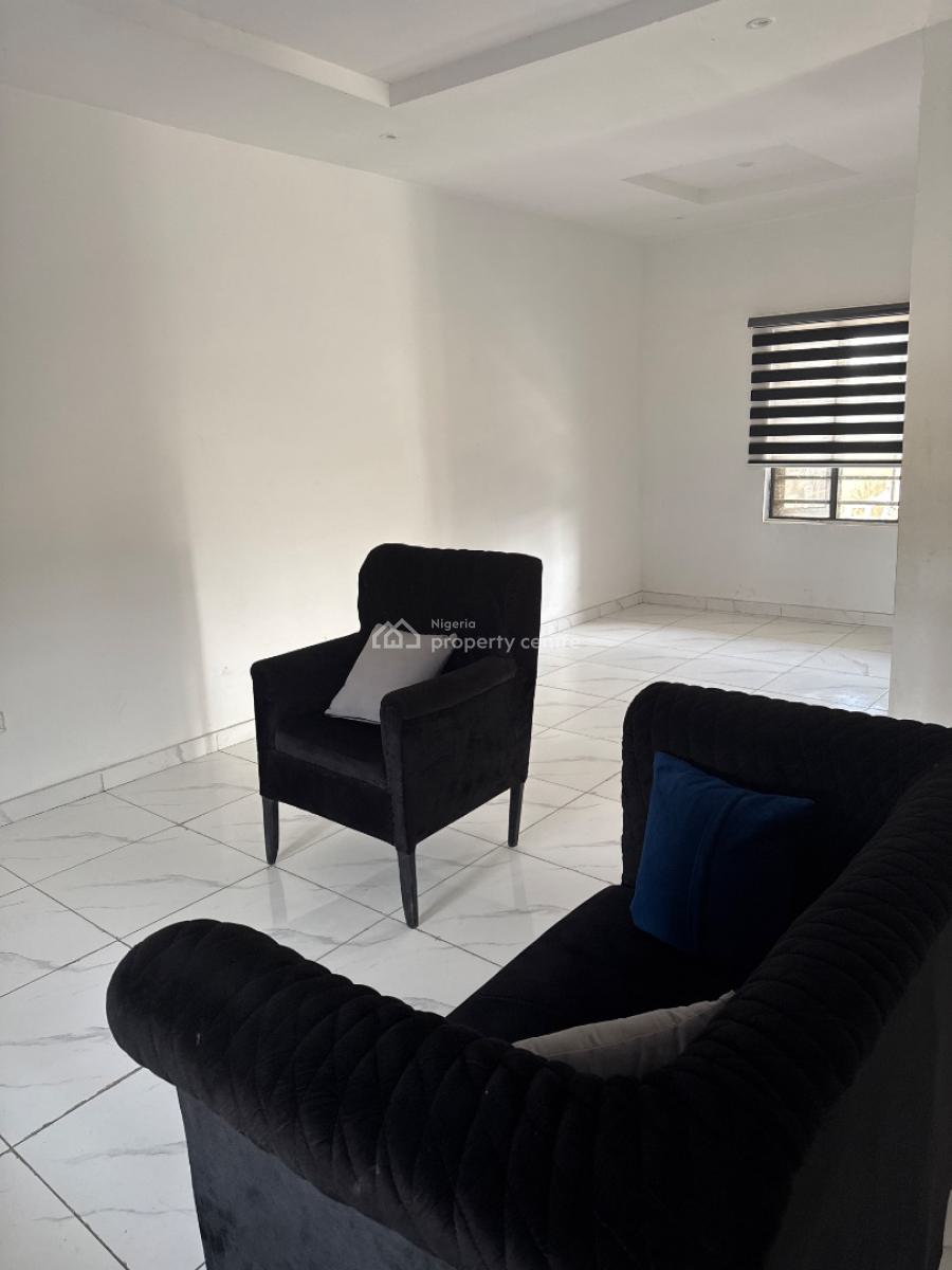 Room in a Shared Apartment, Olokonla, Ajah, Lagos, Flat / Apartment Short Let