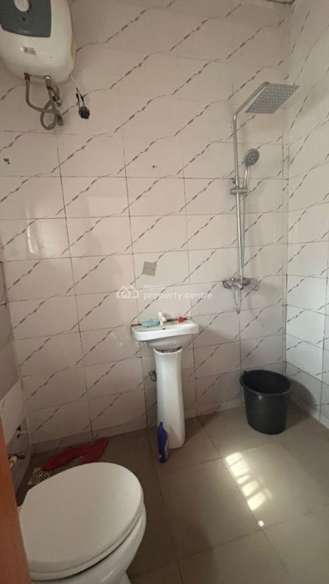 Spacious 2 Bedrooms Flat with Spacious Kitchen & Store, Along Abraham Adesanya, Ajah, Lagos, Flat / Apartment for Rent