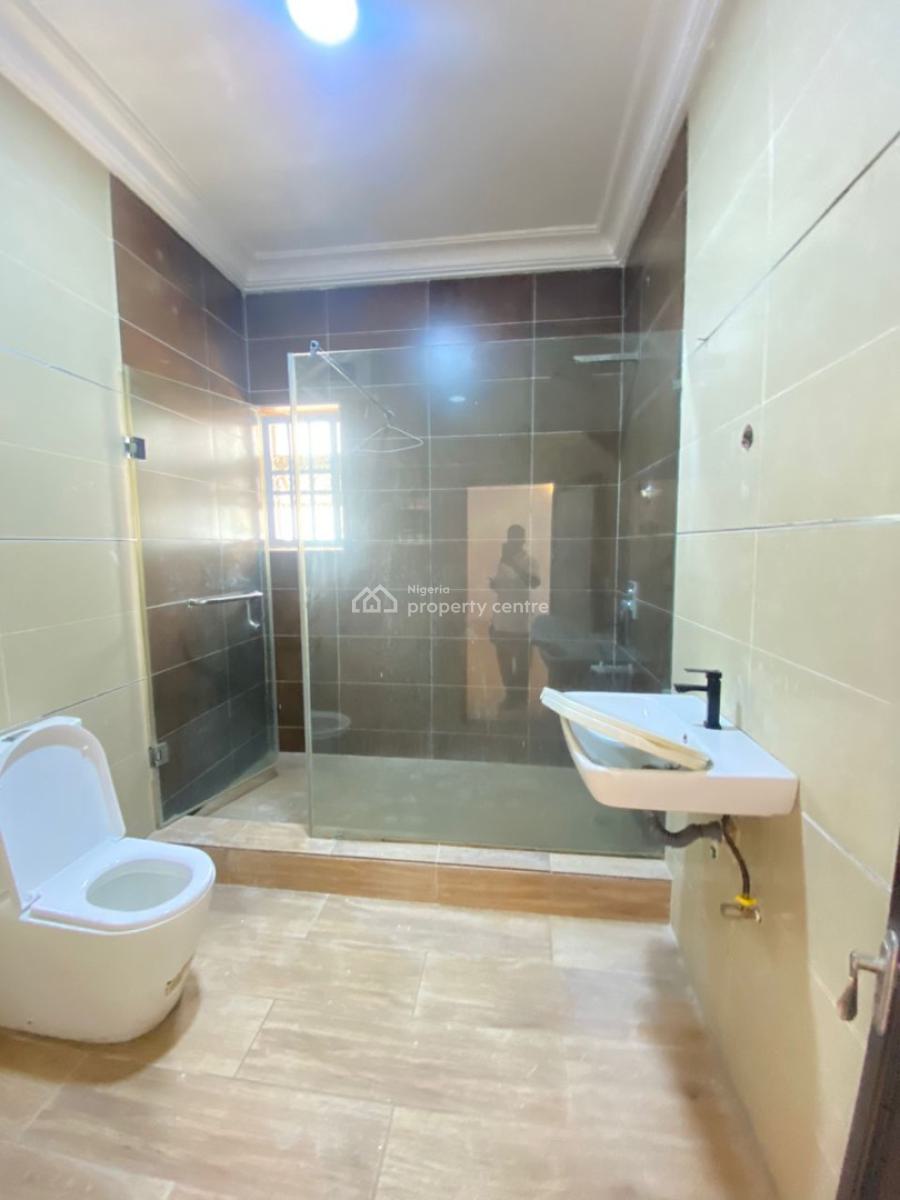 Ready to Move in Big Studio Apartment, Lekki Phase 1, Lekki, Lagos, Flat / Apartment for Rent