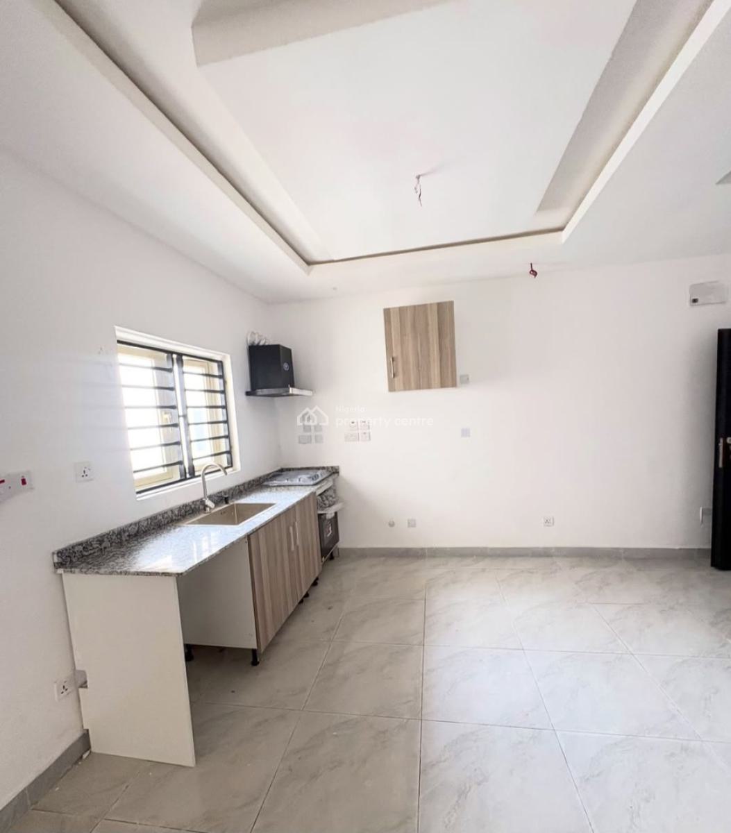 Serviced 3 Bedroom En-suite Maisonette with an Open Fitted Kitchen, Co, Lekki Phase 1, Lekki, Lagos, House for Rent