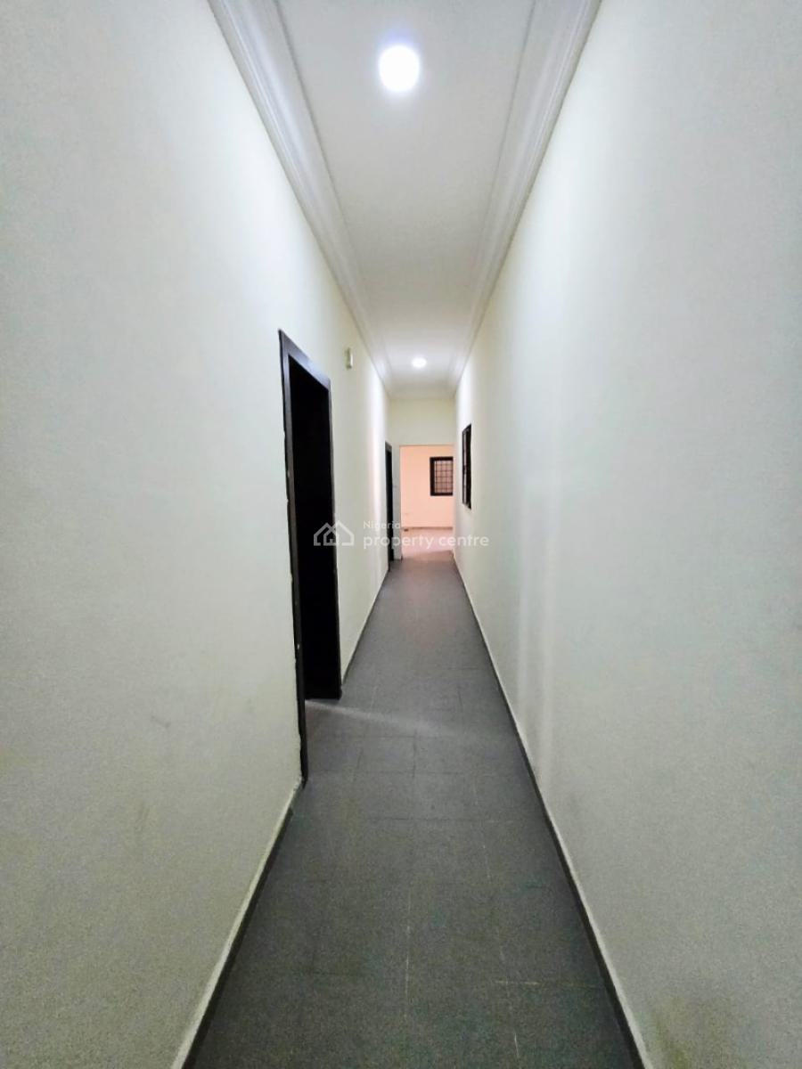 Well Finished Serviced 3 Bedroom Flat, Lekki Phase 1, Lekki, Lagos, Flat / Apartment for Rent