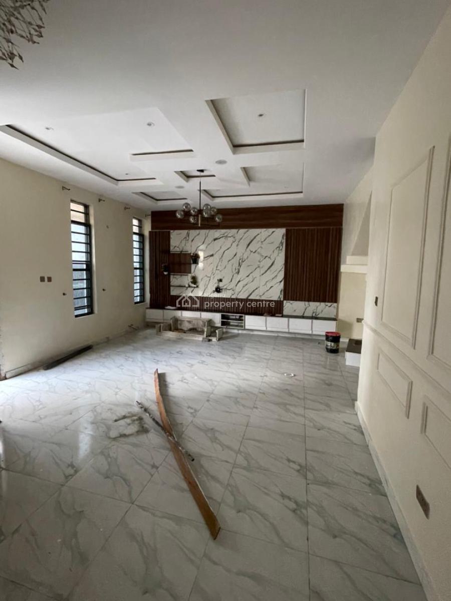 Well Renovated 4 Bedroom Semi Detached Duplex with Bq, Ikota, Lekki, Lagos, Semi-detached Duplex for Rent