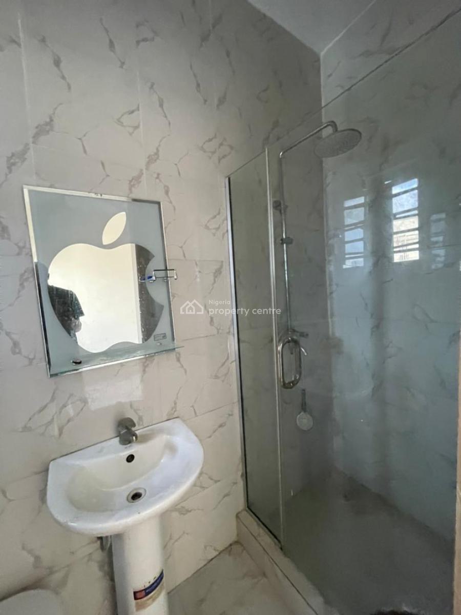 Well Renovated 4 Bedroom Semi Detached Duplex with Bq, Ikota, Lekki, Lagos, Semi-detached Duplex for Rent