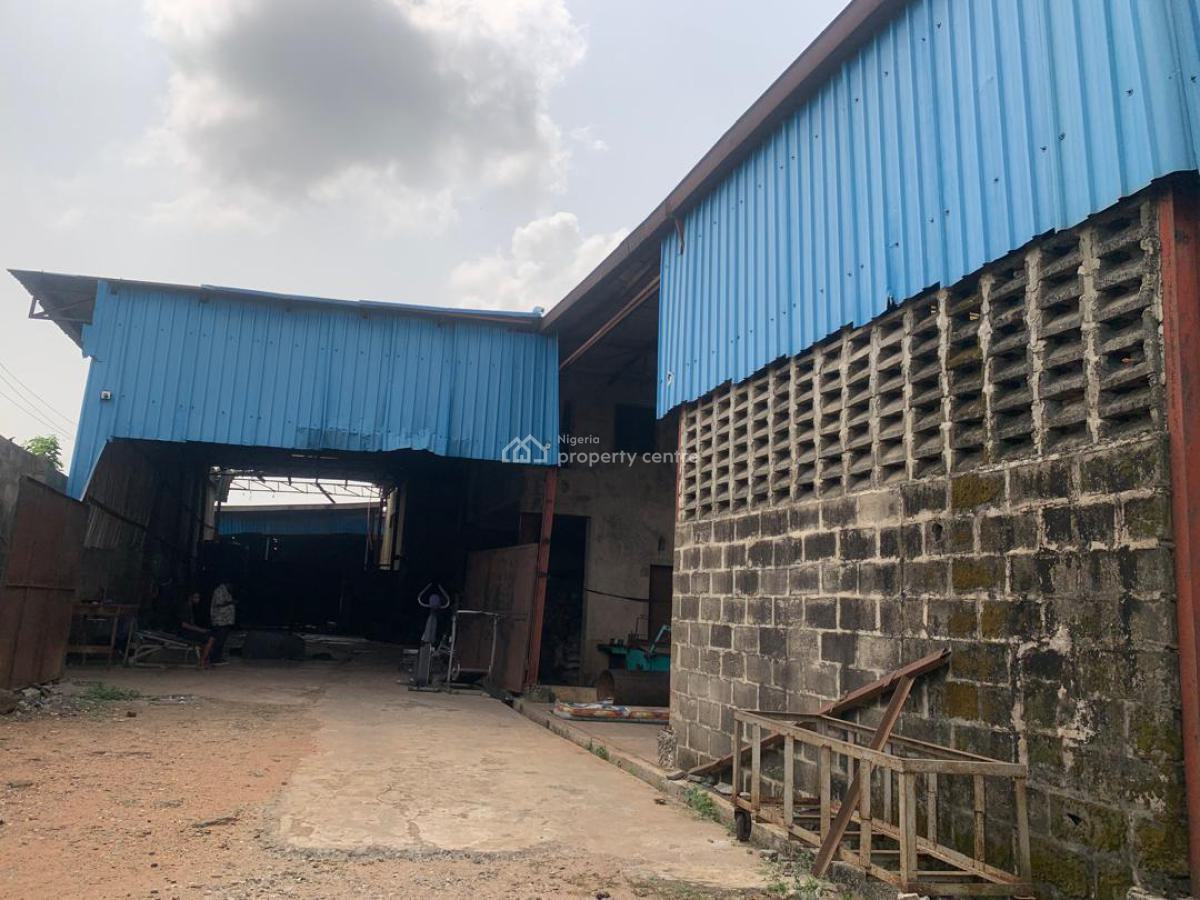 Spacious Industrial Property for Manufacturing Or Warehouse, Ajegunle Araromi, Lagos Ibadan Expressway, Sagamu, Ogun, Factory for Sale