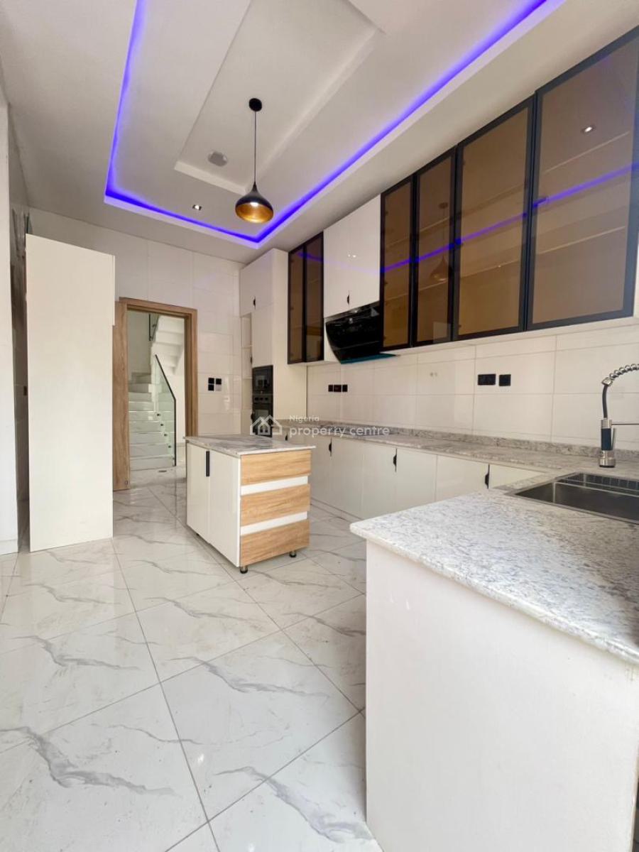 5 Bedrooms Fully Detached Home, Ajah, Lagos, Detached Duplex for Sale