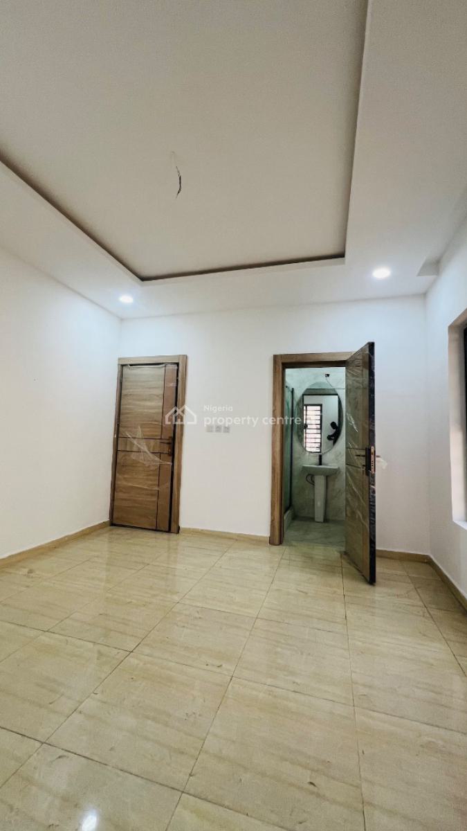 Brand New 3 Bedrooms Apartment, Ologolo, Lekki, Lagos, Flat / Apartment for Rent