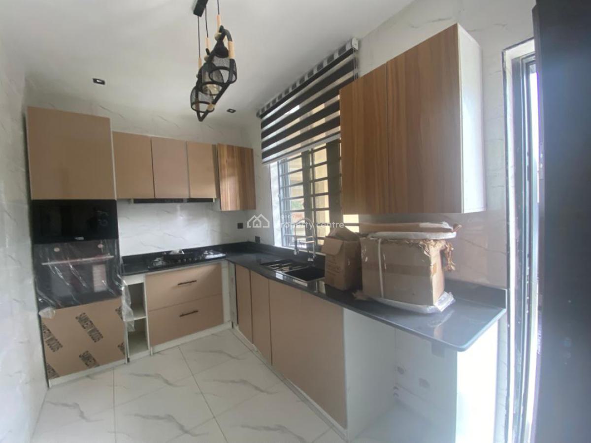 Fully Furnished 3 Bedrooms Apartment, Lekki Phase 1, Lekki, Lagos, Flat / Apartment for Rent