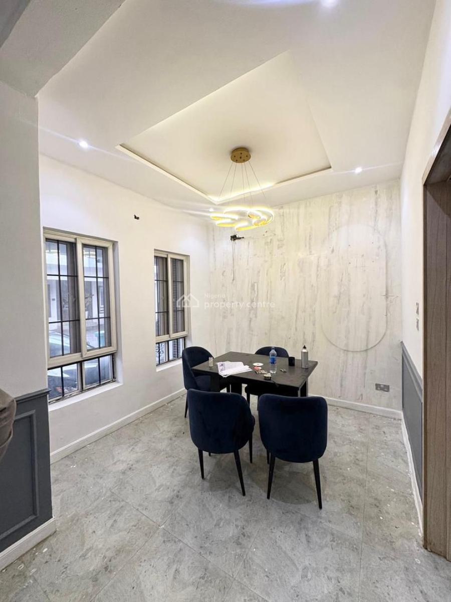 Luxury 4 Bedrooms, Osapa, Lekki, Lagos, Terraced Duplex for Rent