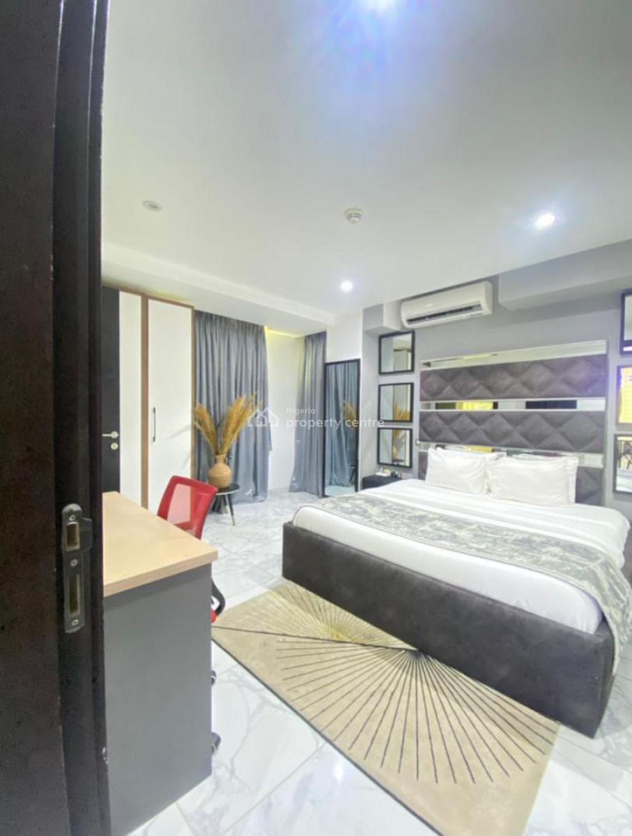 Furnished 1 Bedrooms Apartment, Victoria Island (vi), Lagos, Flat / Apartment for Sale