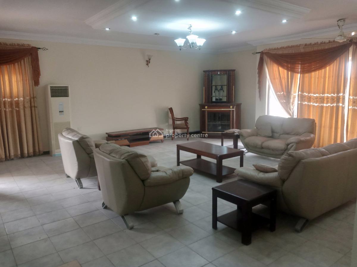 Exquisite Classic Spacious Luxury 4 Bedroom Apartment, Nnpc Senior Staff Quarter, Area 11, Garki, Abuja, Flat / Apartment for Rent