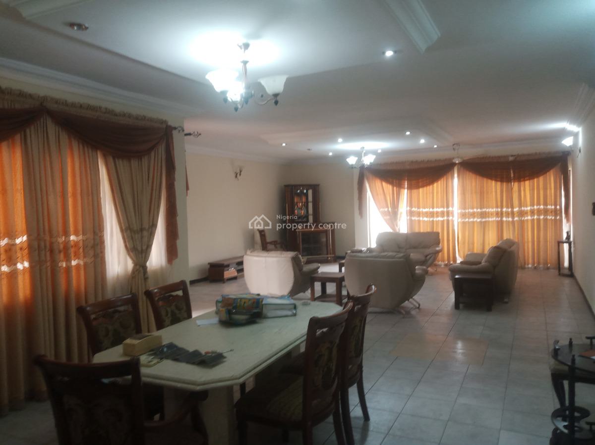 Exquisite Classic Spacious Luxury 4 Bedroom Apartment, Nnpc Senior Staff Quarter, Area 11, Garki, Abuja, Flat / Apartment for Rent