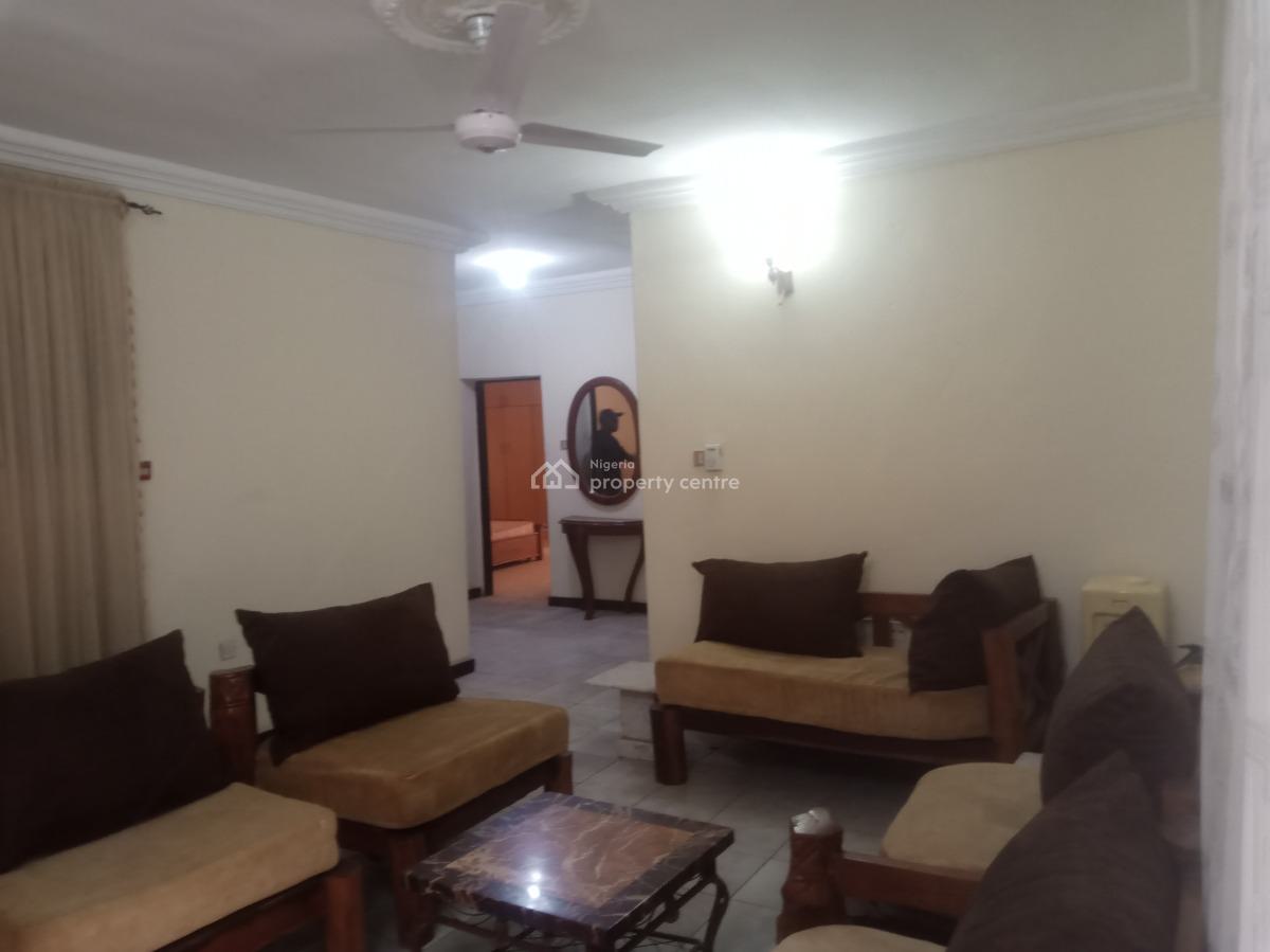 Exquisite Classic Spacious Luxury 4 Bedroom Apartment, Nnpc Senior Staff Quarter, Area 11, Garki, Abuja, Flat / Apartment for Rent