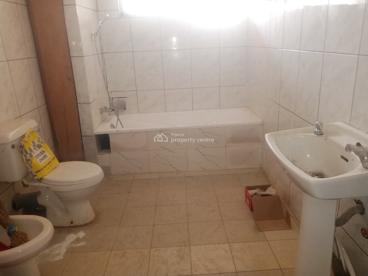 Exquisite Classic Spacious Luxury 4 Bedroom Apartment, Nnpc Senior Staff Quarter, Area 11, Garki, Abuja, Flat / Apartment for Rent