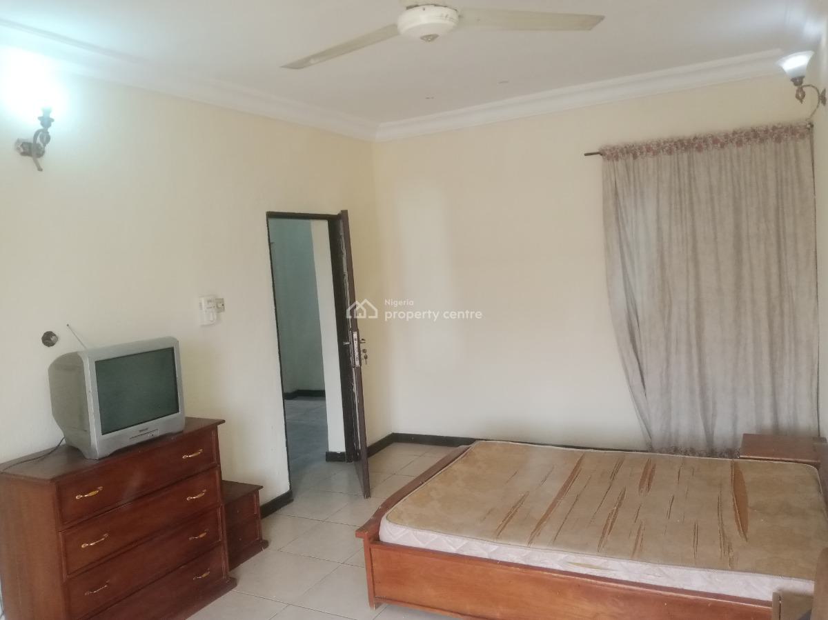 Exquisite Classic Spacious Luxury 4 Bedroom Apartment, Nnpc Senior Staff Quarter, Area 11, Garki, Abuja, Flat / Apartment for Rent