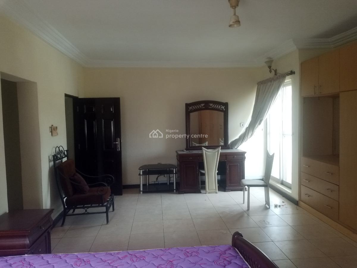 Exquisite Classic Spacious Luxury 4 Bedroom Apartment, Nnpc Senior Staff Quarter, Area 11, Garki, Abuja, Flat / Apartment for Rent