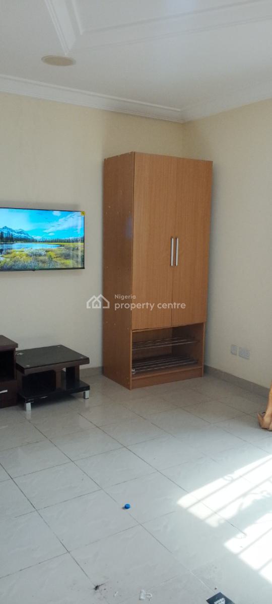 a Luxurious Room Self Contained, Chevron Drive, Bera Estate, Lekki, Lagos, Self Contain (single Rooms) for Rent