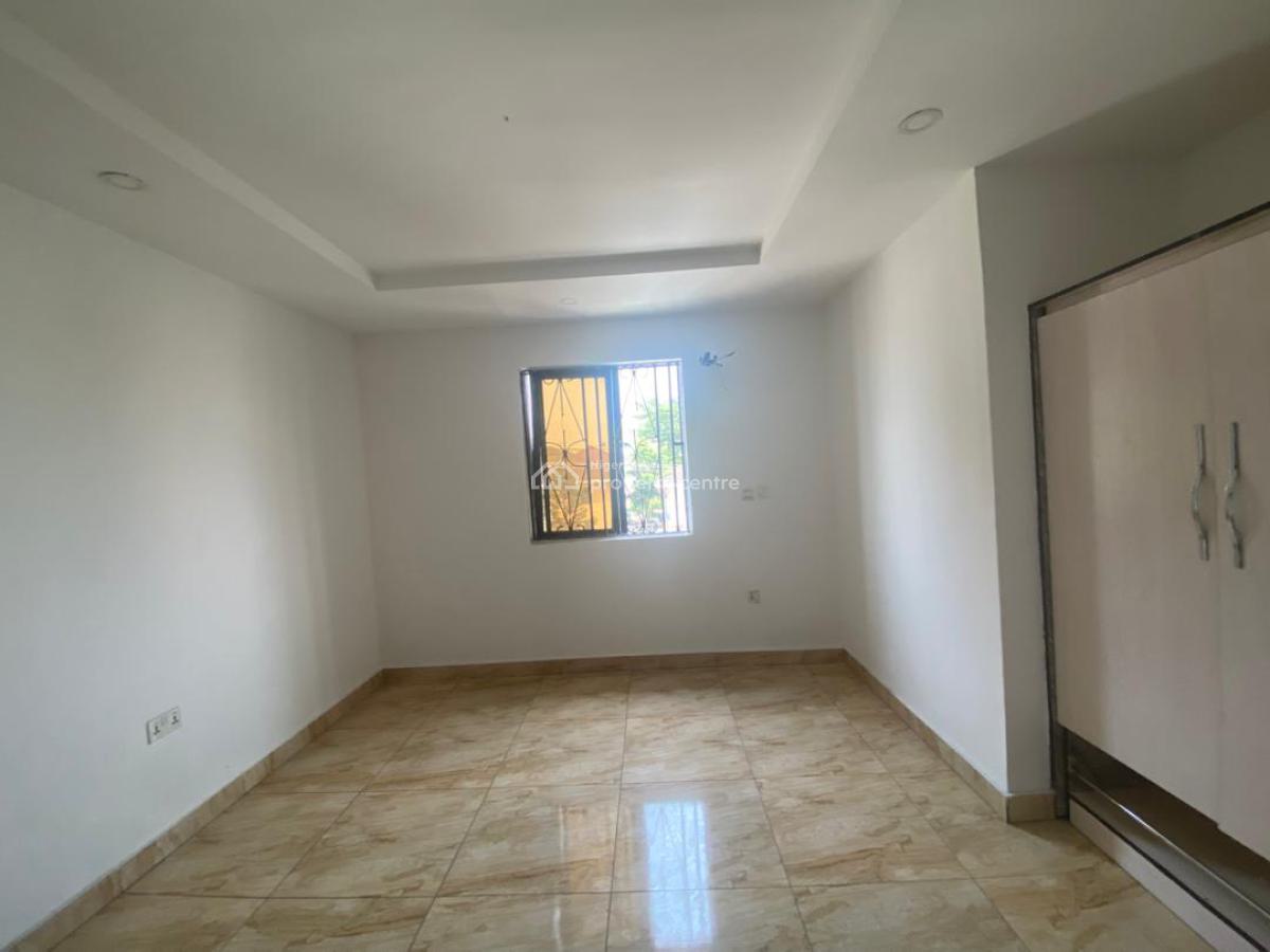 2 Bedrooms Apartment, Lekki Phase 1, Lekki, Lagos, Flat / Apartment for Rent