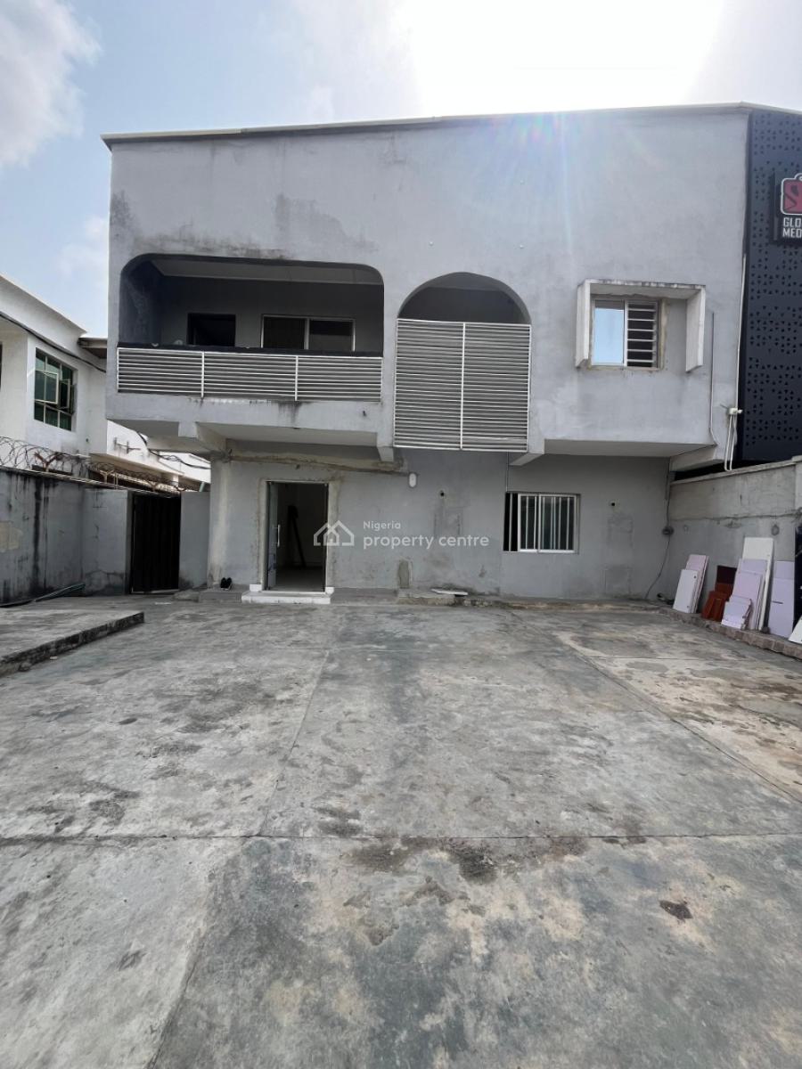 Spacious 5 Bedroom Semi Detached House, Lekki Lagos, Lekki Phase 1, Lekki, Lagos, Semi-detached Duplex for Rent
