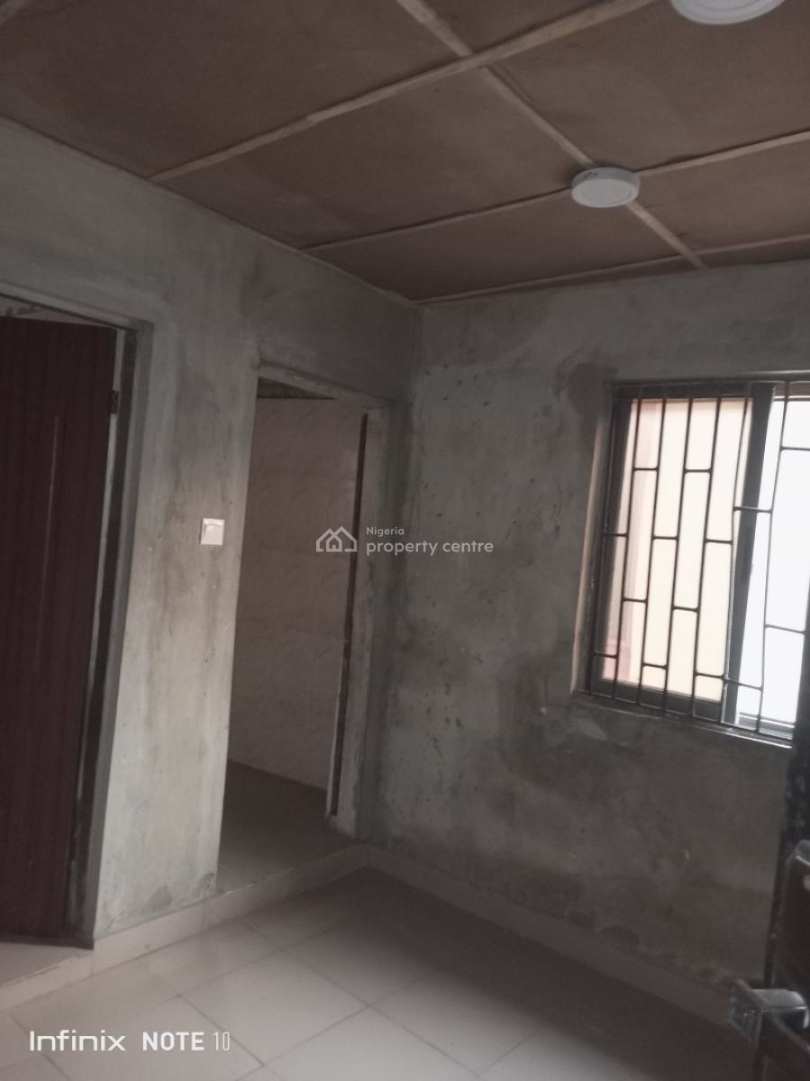 Cute Miniflat Upstairs, Close to Bus Stop, Igbo Efon, Lekki, Lagos, Mini Flat (room and Parlour) for Rent