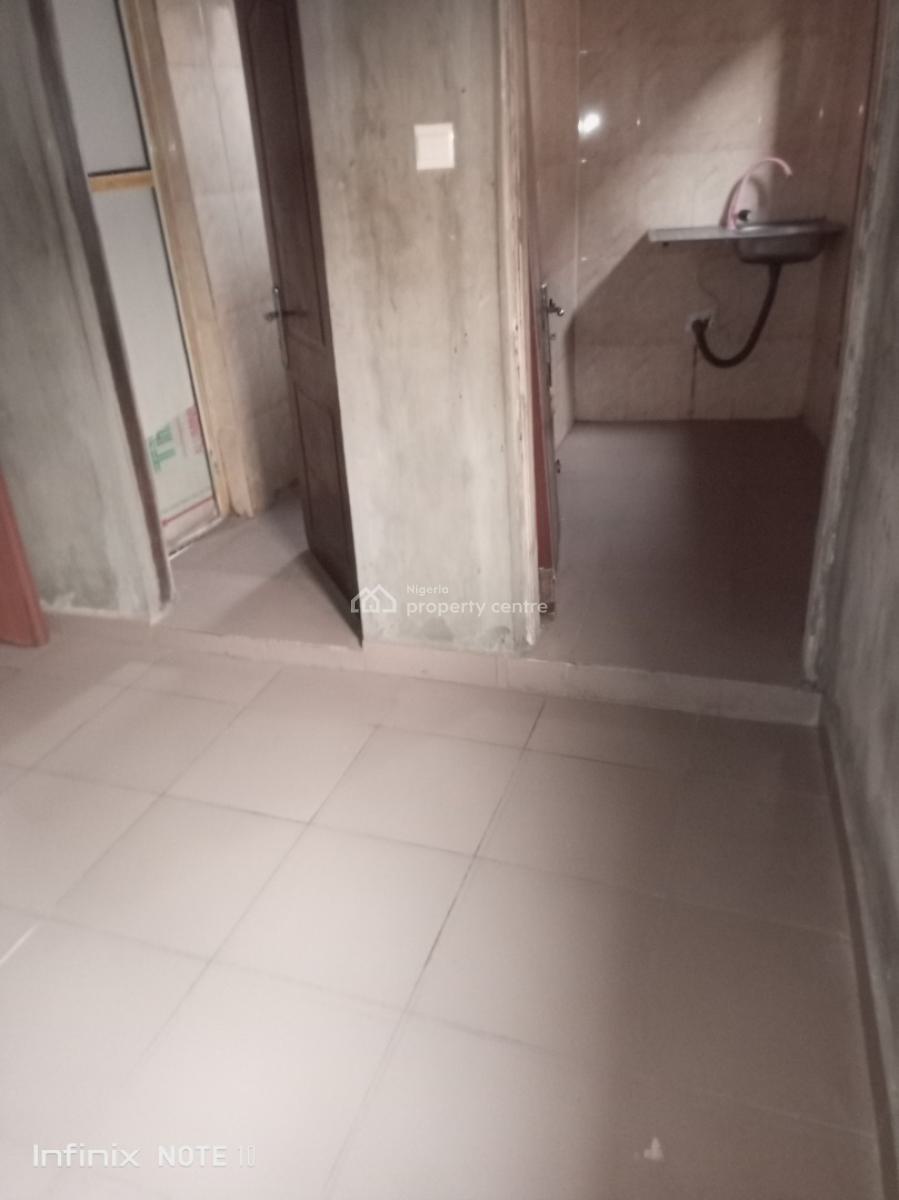 Cute Miniflat Upstairs, Close to Bus Stop, Igbo Efon, Lekki, Lagos, Mini Flat (room and Parlour) for Rent