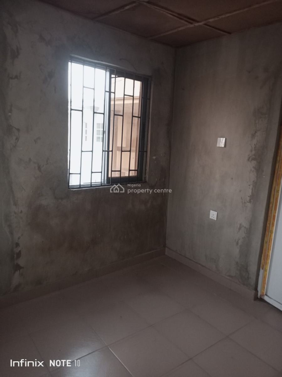 Cute Miniflat Upstairs, Close to Bus Stop, Igbo Efon, Lekki, Lagos, Mini Flat (room and Parlour) for Rent