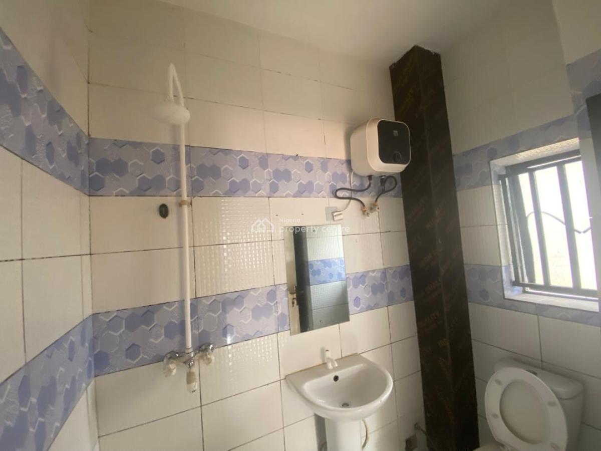 2 Bedroom Apartment, Lekki Phase 1, Lekki, Lagos, Flat / Apartment for Rent