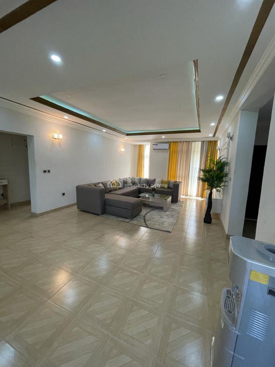 Spacious 2-bedroom Apartment, Chevron, Lekki, Lagos, Flat / Apartment for Sale