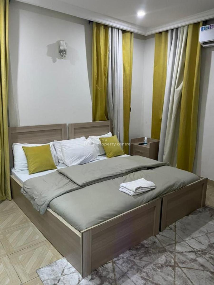 Spacious 2-bedroom Apartment, Chevron, Lekki, Lagos, Flat / Apartment for Sale