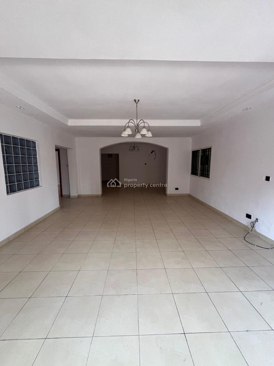 Newly Renovated 3 Bedroom Apartment with Bq, Lekki Phase1, Lekki, Lagos, Flat / Apartment for Rent