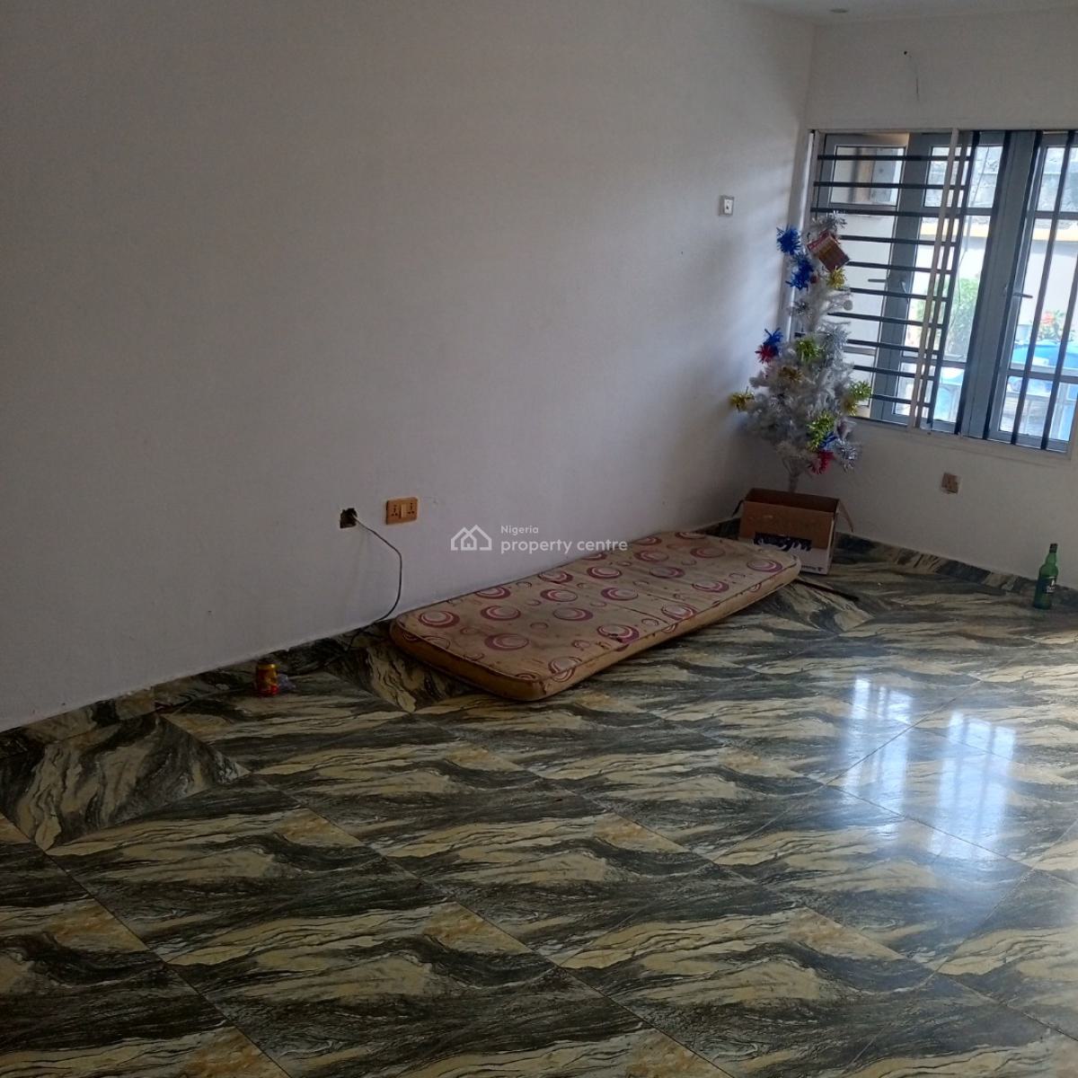 Newly Renovated and Spacious 2 Bedroom Apartment, Badore, Ajah, Lagos, Flat / Apartment for Rent