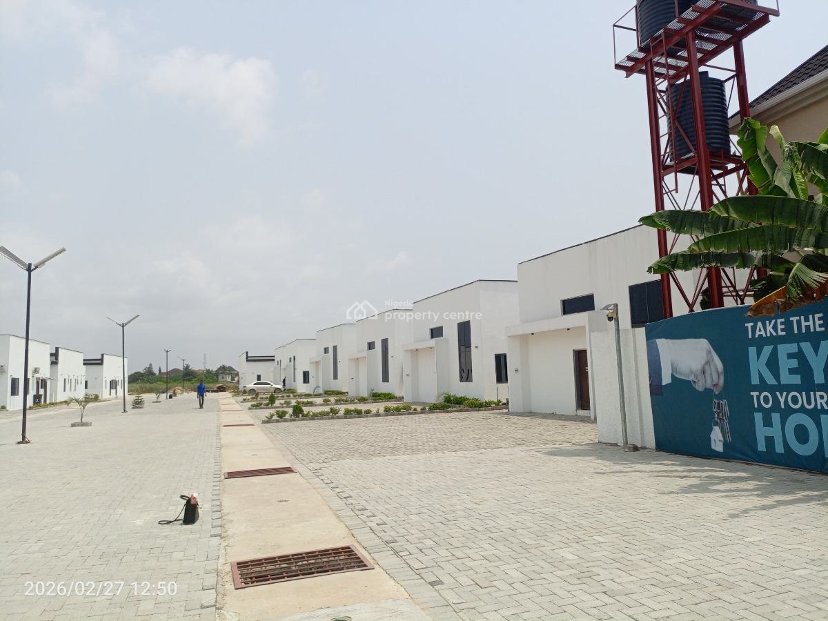 3 Bedroom Detached Bungalow with Bq, Alabeko, Pepperoni General Paint, Alasia, Ajah, Lagos, Detached Bungalow for Sale