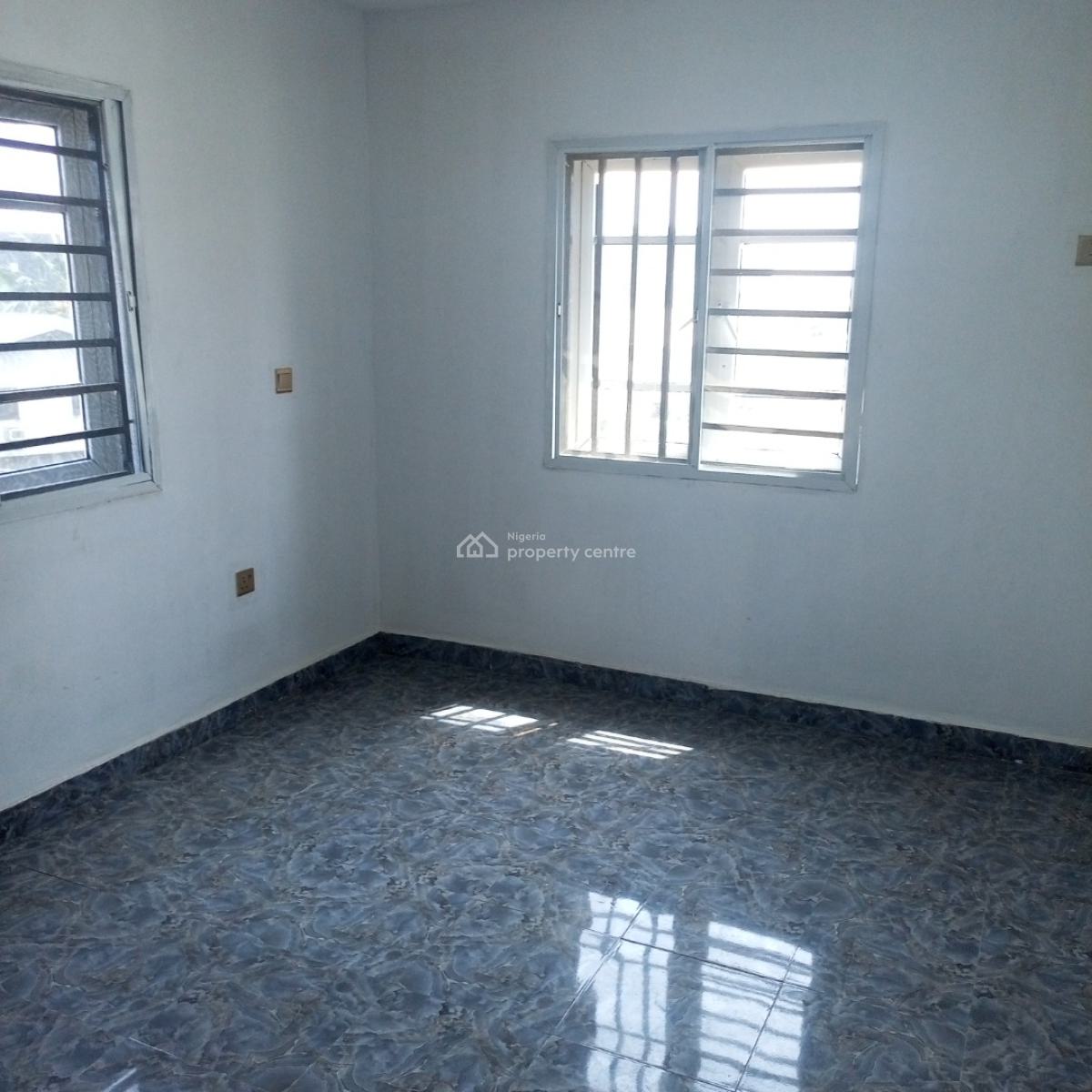 Spacious and Sharp 3 Bedroom Apartment (upstairs), Seaside Estate, Lekki, Badore, Ajah, Lagos, Flat / Apartment for Rent