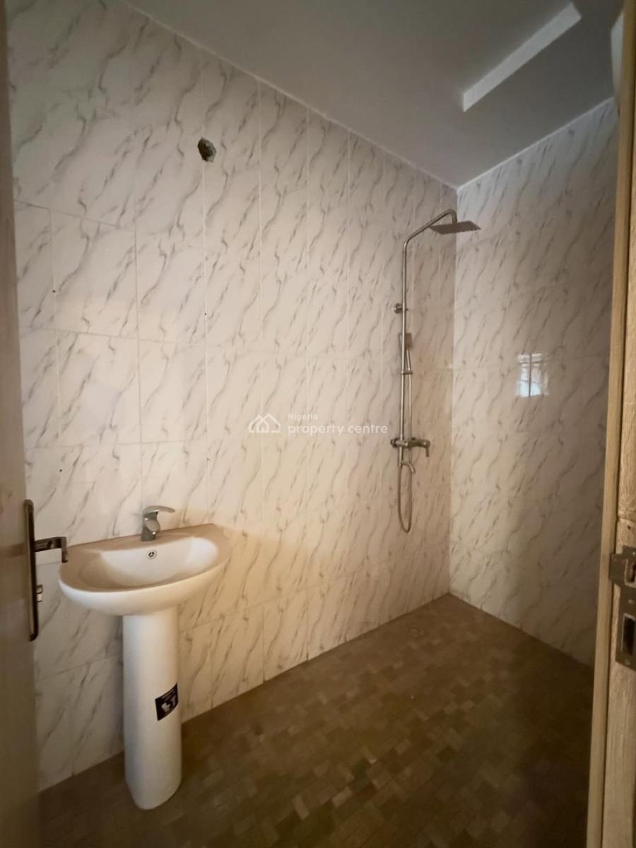 4 Bedroom Terrace Duplex+ Bq, Guzape District, Abuja, Terraced Duplex for Rent