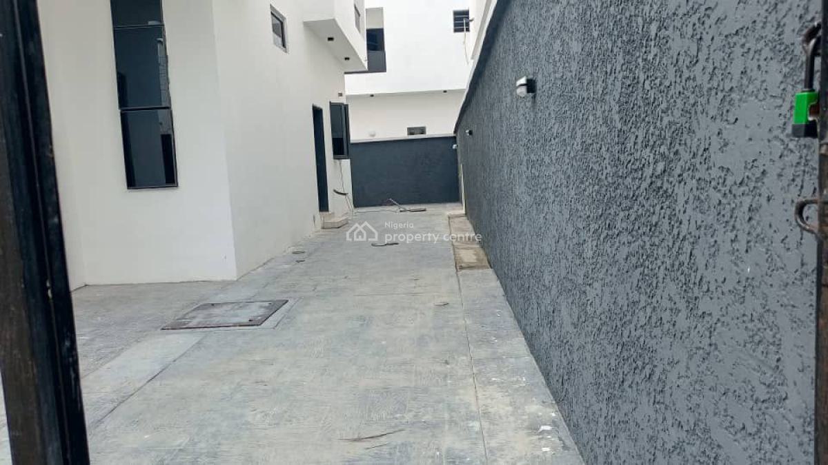 Luxury 4 Bedrooms Duplex, Spring Valley Estate, Alasia, Ajah, Lagos, Detached Duplex for Sale