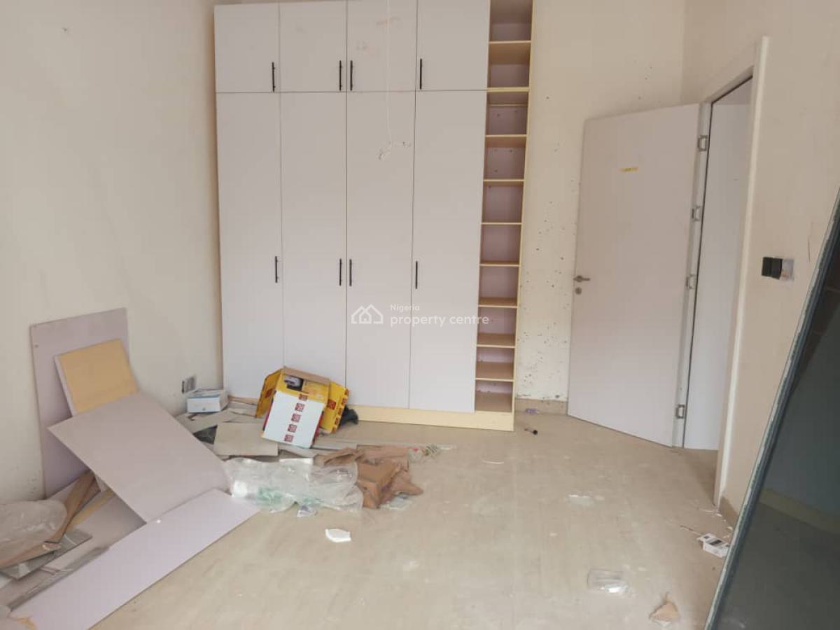 Spacious 3 Bedroom Luxury Apartment, Ikeja Gra, Ikeja, Lagos, Flat / Apartment for Sale