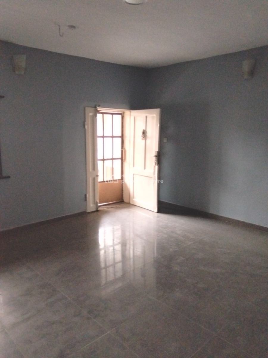 3 Bedroom Flat All Rooms Ensuilt with 4 Toilet, in a Secored Environment at Balogun Iju Ishaga Agege Lagos, Iju-ishaga, Agege, Lagos, Flat / Apartment for Rent