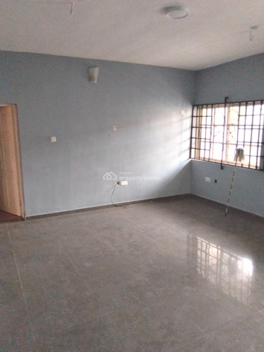 3 Bedroom Flat All Rooms Ensuilt with 4 Toilet, in a Secored Environment at Balogun Iju Ishaga Agege Lagos, Iju-ishaga, Agege, Lagos, Flat / Apartment for Rent