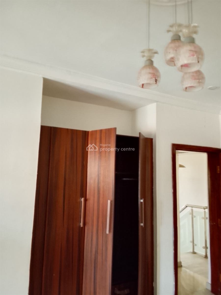 Spacious Office Space, Phase1, Lekki, Lagos, Flat / Apartment for Rent