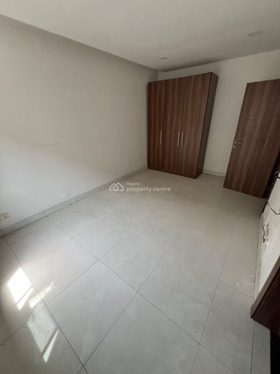 Premium 3-bedroom Terrace Apartment Wit Bq Located at a High-brow Area, Lekki Phase 1, Lekki, Lagos, Flat / Apartment for Rent
