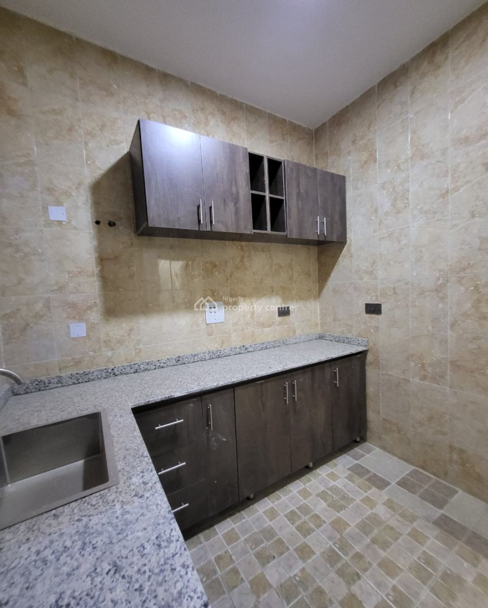 Luxurious Massive 2bedroom Flat, By Federal Old Secteriate, Garki, Abuja, Flat / Apartment for Rent