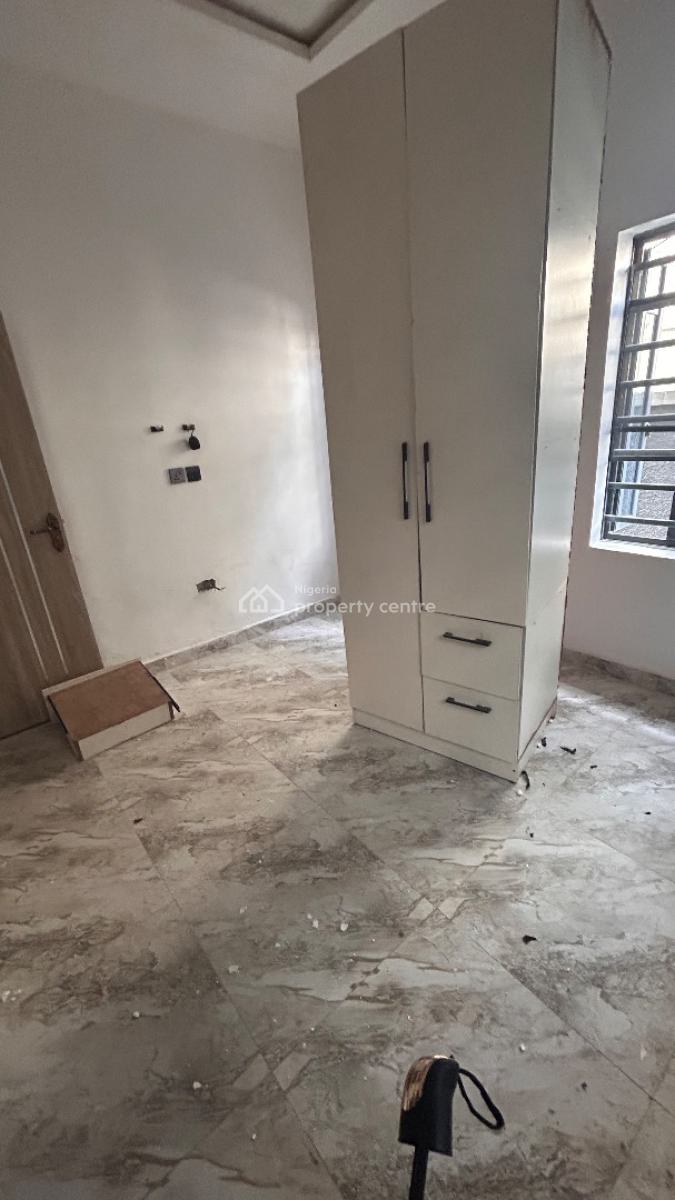 Luxury 2bedroom Apron with a Bq(downstairs), Lekki Scheme 2, Ajah, Lagos, Flat / Apartment for Rent