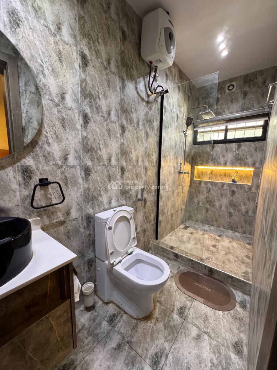 Luxury 3bedroom Apartment with Bq, Pool & Gym, Lekki Phase 1, Lekki Phase 1, Lekki, Lagos, Block of Flats for Sale