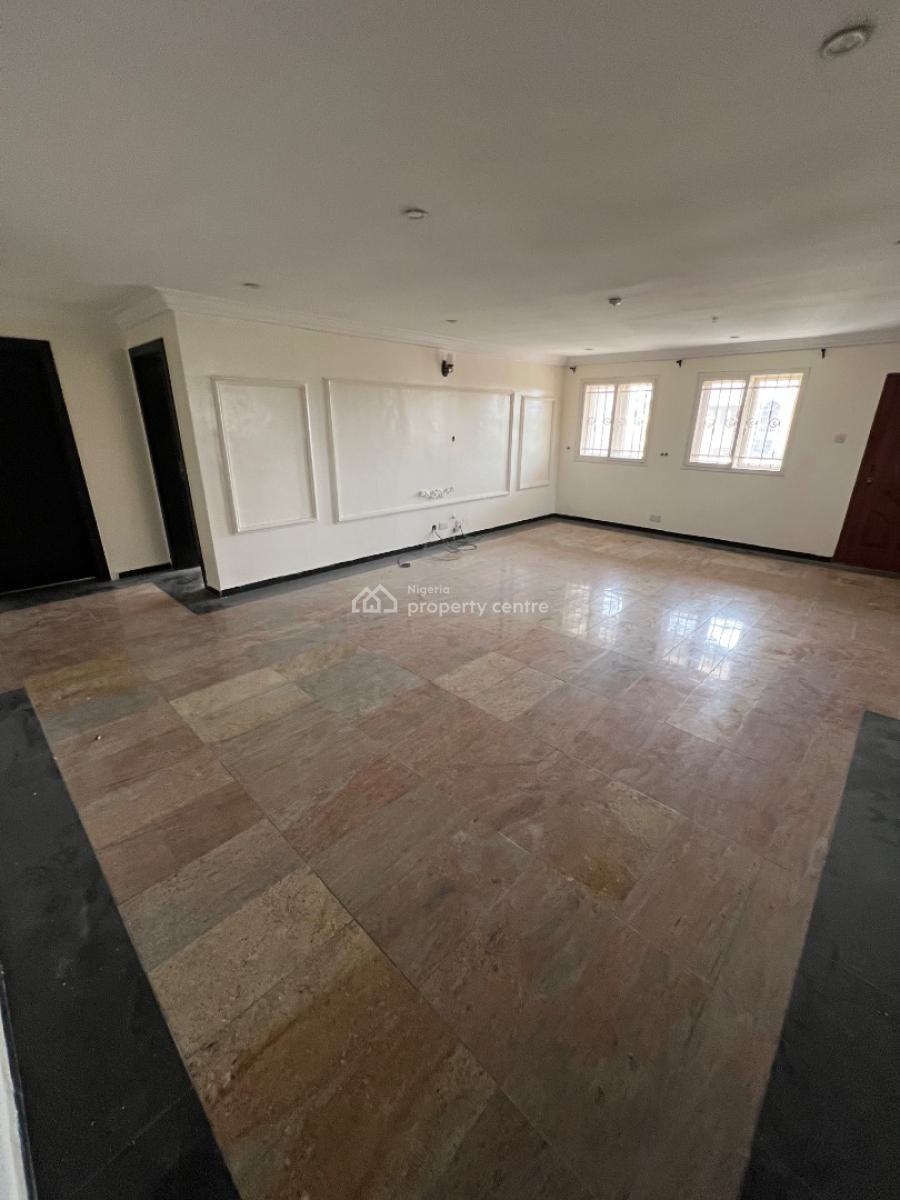 Massive and Exotic 3-bedroom Flat with Bq (and 8kva Solar Inverter), Lekki Phase 1, Lekki, Lagos, Flat / Apartment for Rent