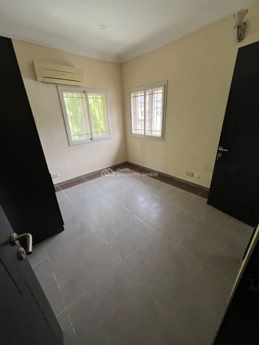 Exotic 2-bedroom Flat (with 5kva Solar Inverter) in a Superb Environ, Lekki Phase 1, Lekki, Lagos, Flat / Apartment for Rent